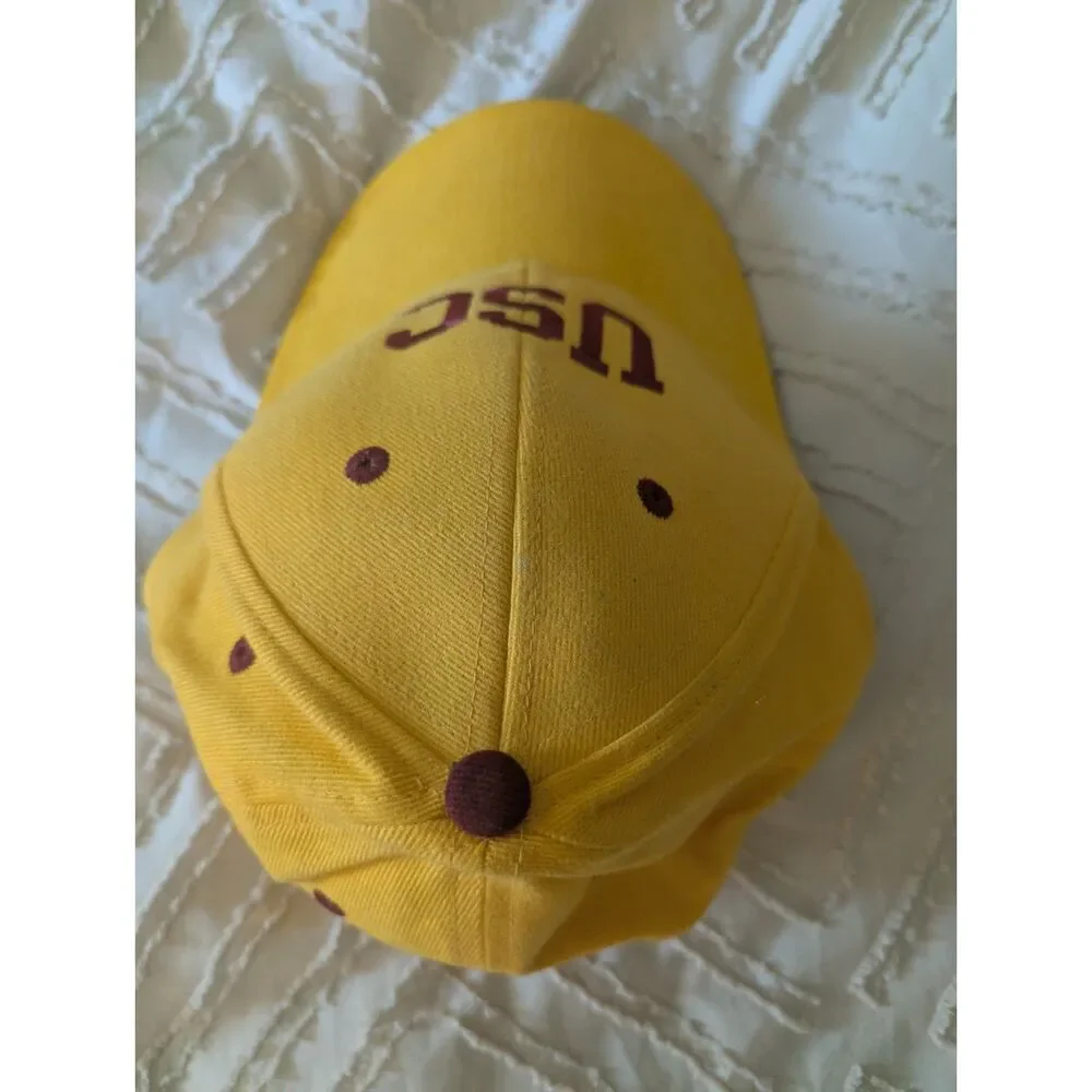 90's University of Southern California USC Trojan Hat Embroidered logo yellow